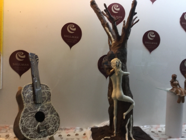 Chocolate composition