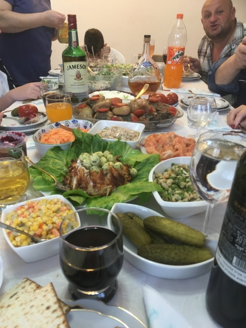 За Пасхальным столом